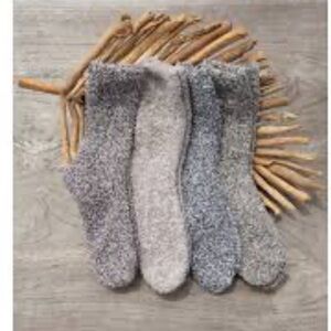 Barefoot Dreams CozyChic Heathered Socks in Gray and Cream